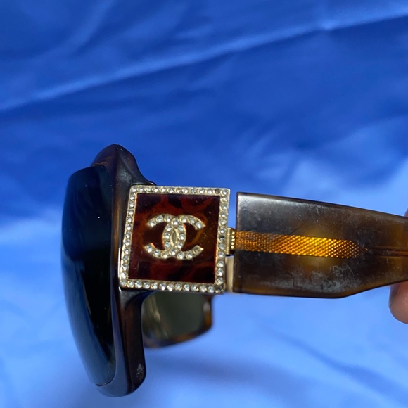 Chanel Brown  Frame /  Crystal Logo CC Sunglasses 5081-B - Picture 11 of 16